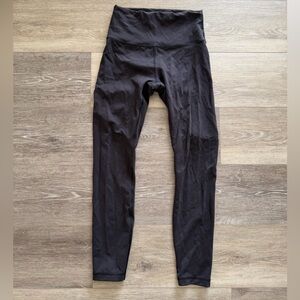 Black Lululemon Wunder Train 25” Leggings